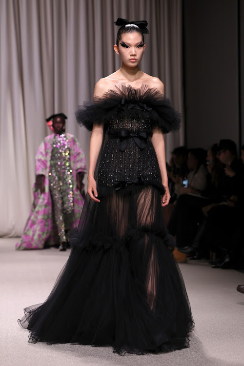 A model walks the runway during the Giambattista Valli Haute Couture Spring/Summer 2024 show