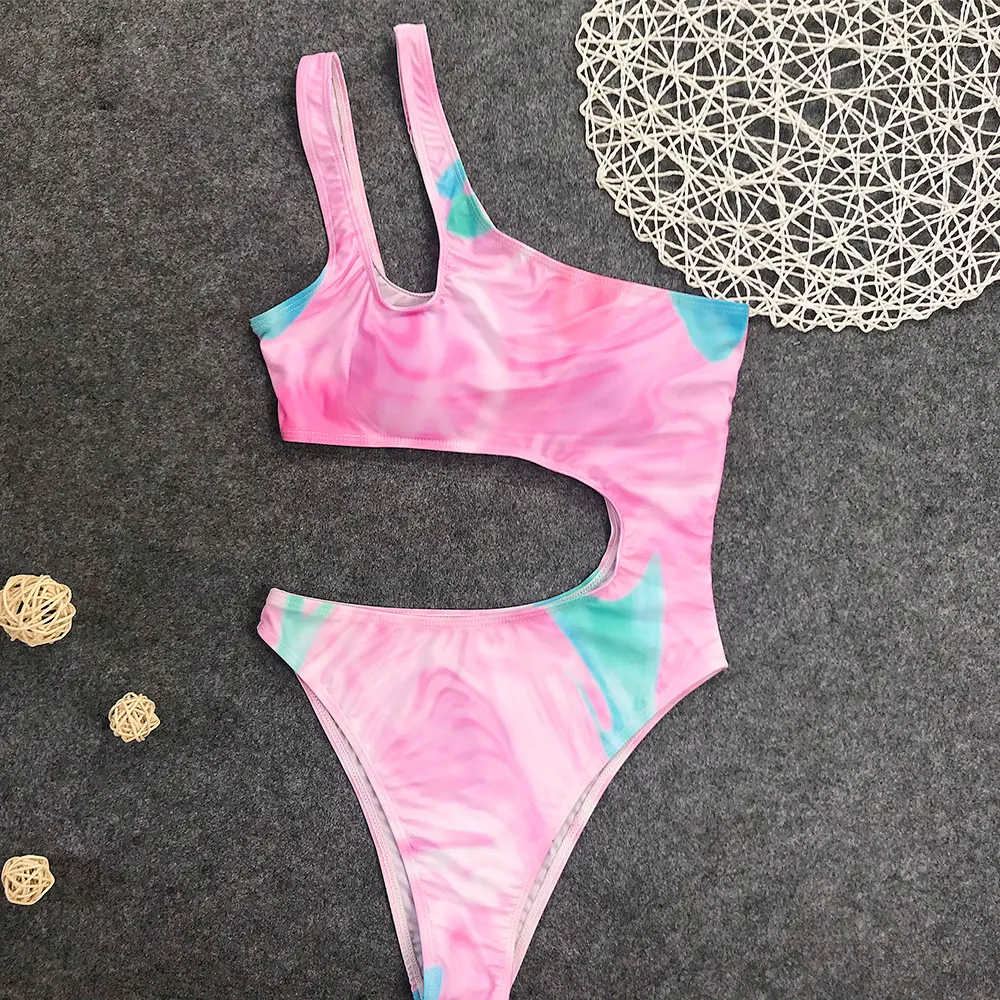 Title 4, Eén-schouder smudge bikini. Geniet van de zomer...