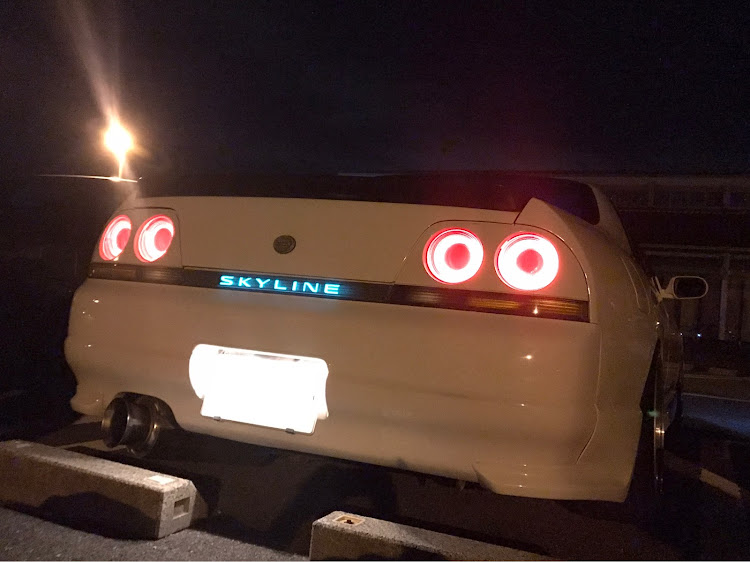 スカイラインのRルック・Rバンパー・R33・塗装に関するカスタム事例の投稿画像3枚目