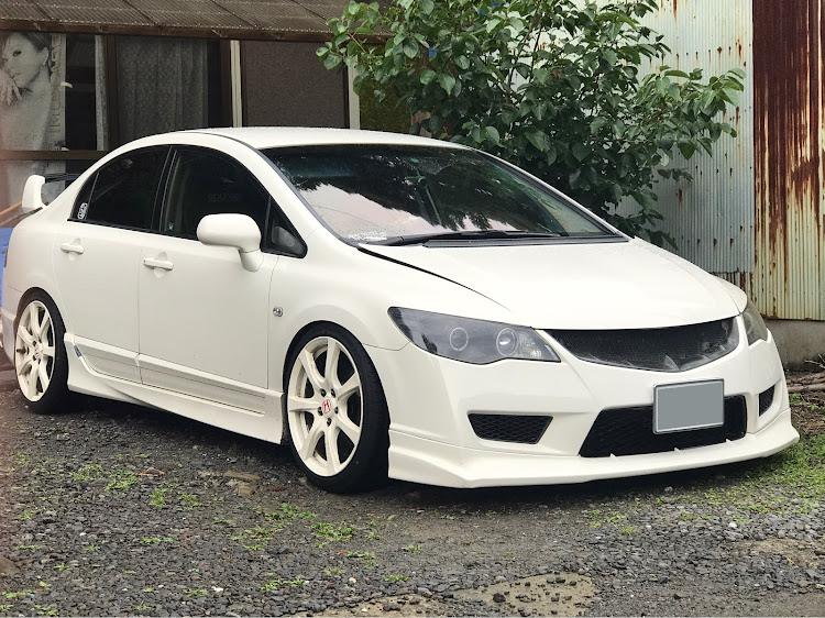 シビックタイプRのシビック・車高調整・純正・ホイール・ノーマルに関するカスタム事例の投稿画像1枚目