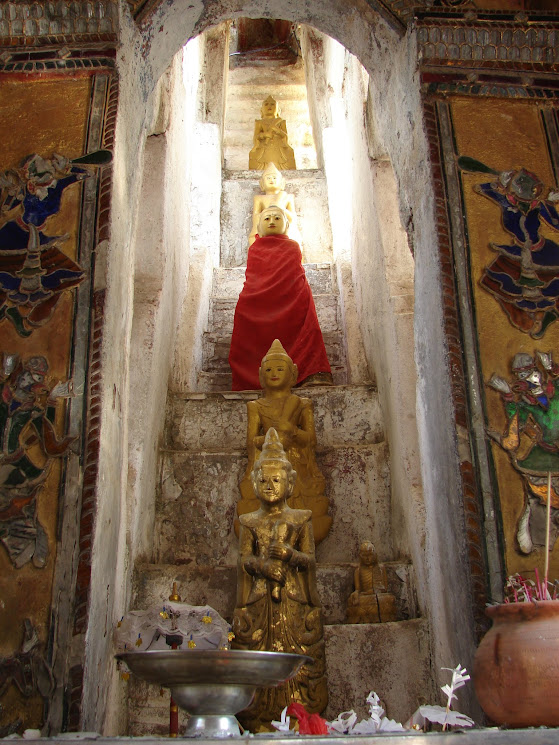 SHWE YAN PYAY MONASTERY