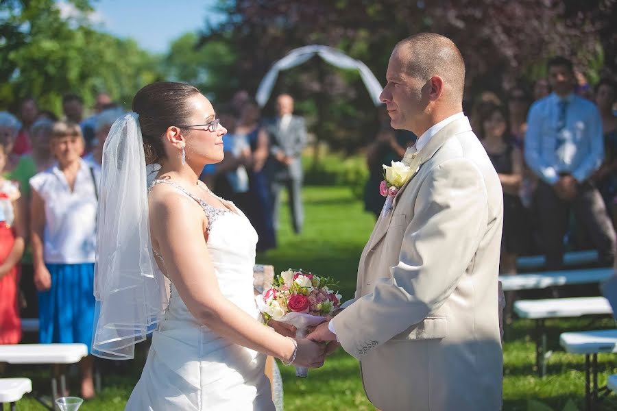 Wedding photographer Péter Tasi (photobypetertasi). Photo of 3 March 2019