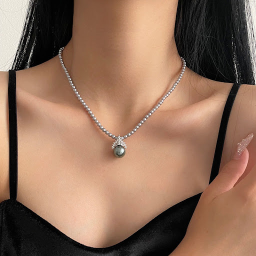 Title 1, French Style Temperament Crown Zircon Pendant P...