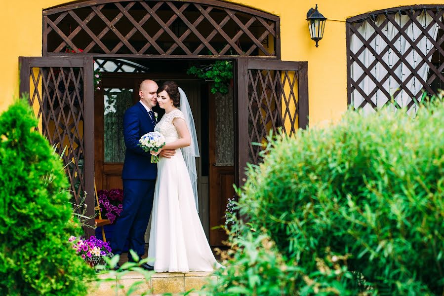 Fotógrafo de bodas Irina Zubkova (retouchirina). Foto del 24 de octubre 2016