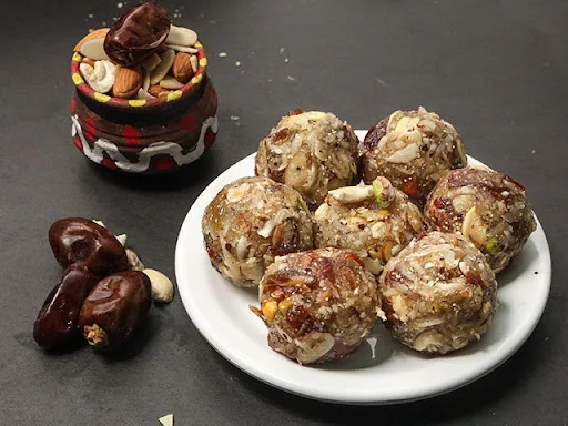 Dry Fruit Ladoo