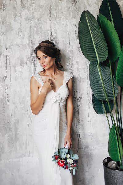 Wedding photographer Oksana Denisova (999oksanka999). Photo of 7 January 2020