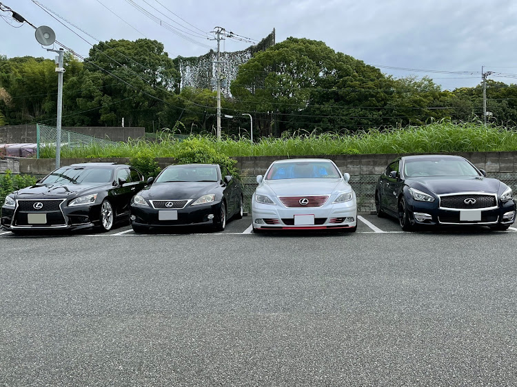 フーガ 51のLS・IS250C・カメ活・昇開橋に関するカスタム事例の投稿画像1枚目