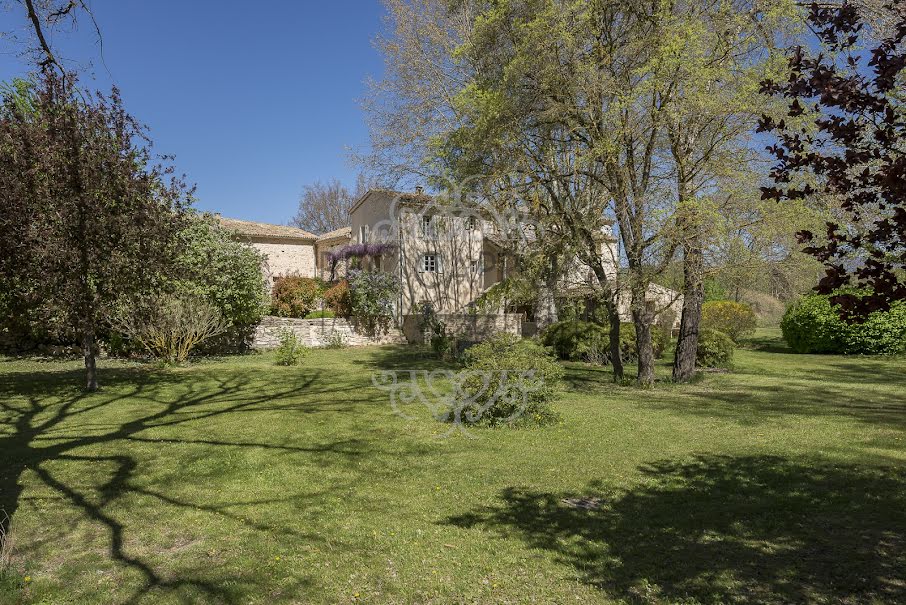 Vente maison 15 pièces 400 m² à Forcalquier (04300), 1 890 000 €