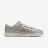 dunk low se metallic silver/sail/white/metallic silver