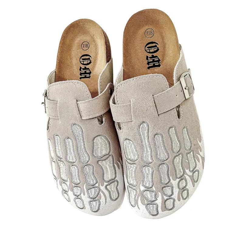 Zapatillas de media suela de corcho cerradas para hombre y mujer. Comodidad y estilo en un diseño de punta cerrada perfecto para el hogar.