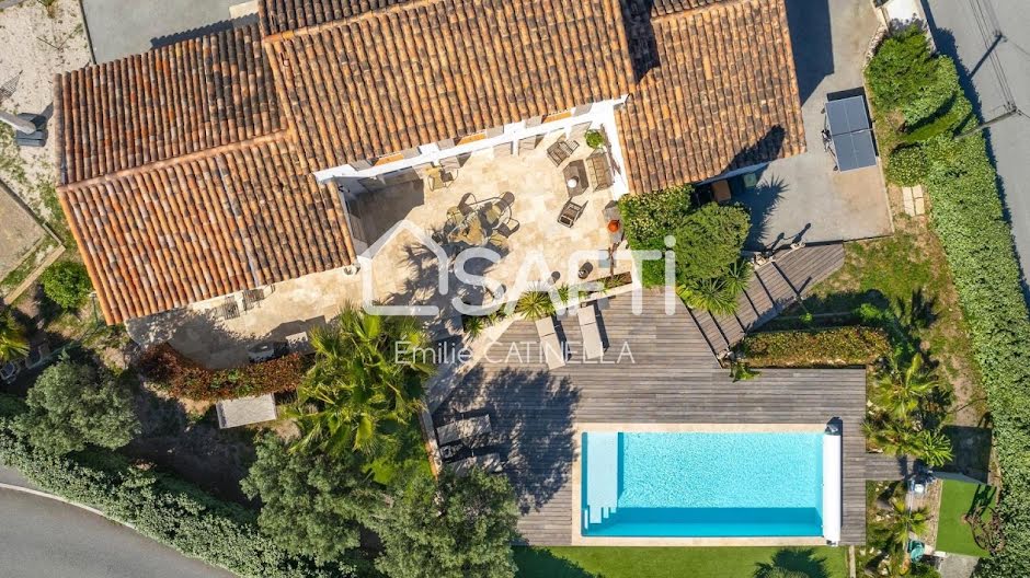 Vente maison 8 pièces 217 m² à Frejus (83600), 990 000 €