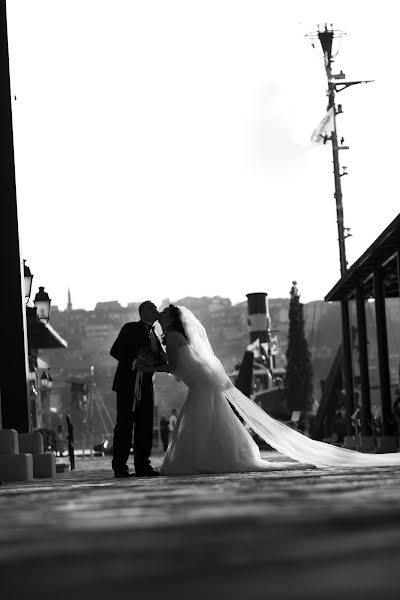 Fotógrafo de casamento Cemal Can Ateş (cemalcanates). Foto de 11 de julho 2017