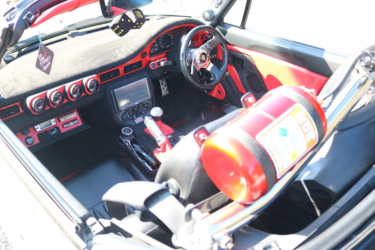カプチーノのドライブ♪・写車活・DIY・フルバケットシート・コンピューター書き換えに関するカスタム事例の投稿画像3枚目