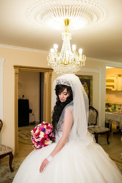 Wedding photographer Gosha Nuraliev (lider). Photo of 11 January 2015