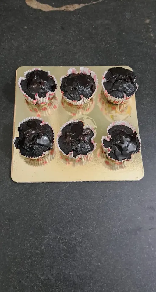 Chocolate Muffin Cupcake [6 Pieces]