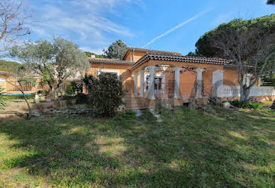 House with pool and terrace 16