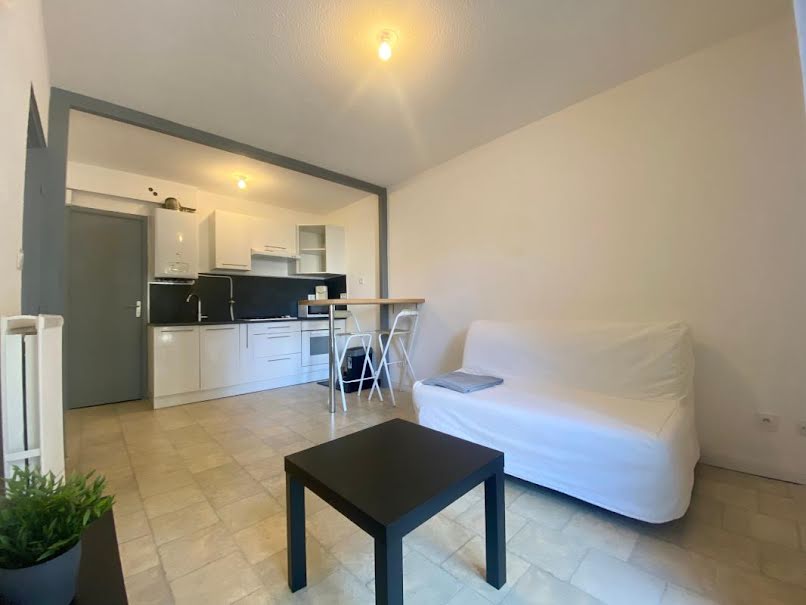 Location meublée appartement 2 pièces 32 m² à Perpignan (66000), 471 €