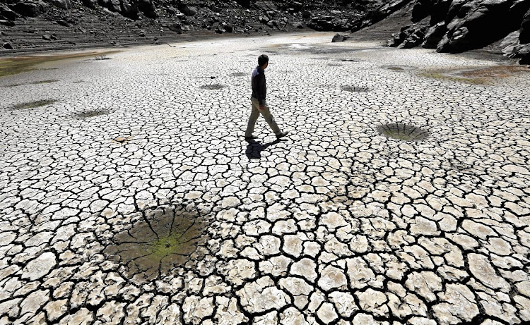 The Gamka Dam in Beaufort West completely dried up in 2017 as a devastating drought ravaged the Karoo. The best known drought in southern Africa in recent years was the 'Day Zero' crisis in Cape Town. File photo.