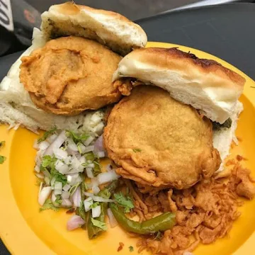 Karjat Vada Pav photo 