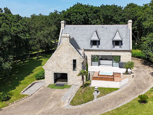 House with garden and terrace 2