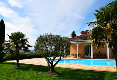 Maison avec piscine et terrasse 20