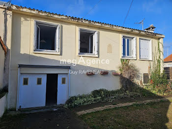 maison à Thouars (79)