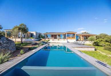 Propriété avec piscine en bord de mer 6