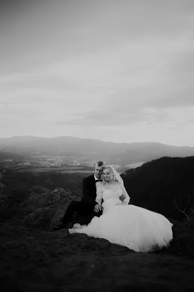 Fotógrafo de casamento Ivana Hodžová (mamafotodizajn). Foto de 15 de agosto 2023