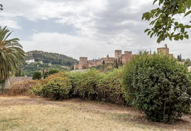 Villa avec piscine et terrasse 1