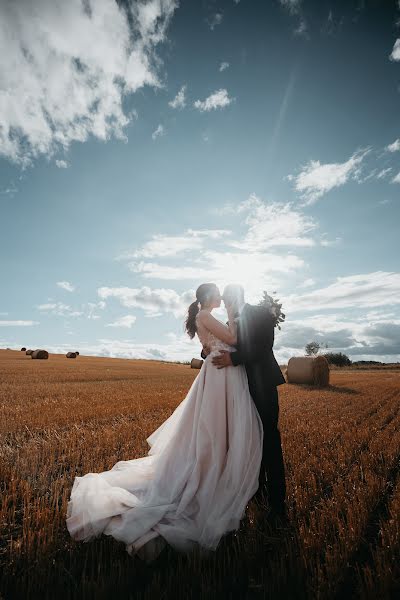 Fotógrafo de casamento Lukas Sapkauskas (lukassapkauskas). Foto de 19 de outubro 2022