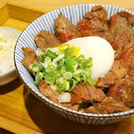 滿燒肉丼食堂