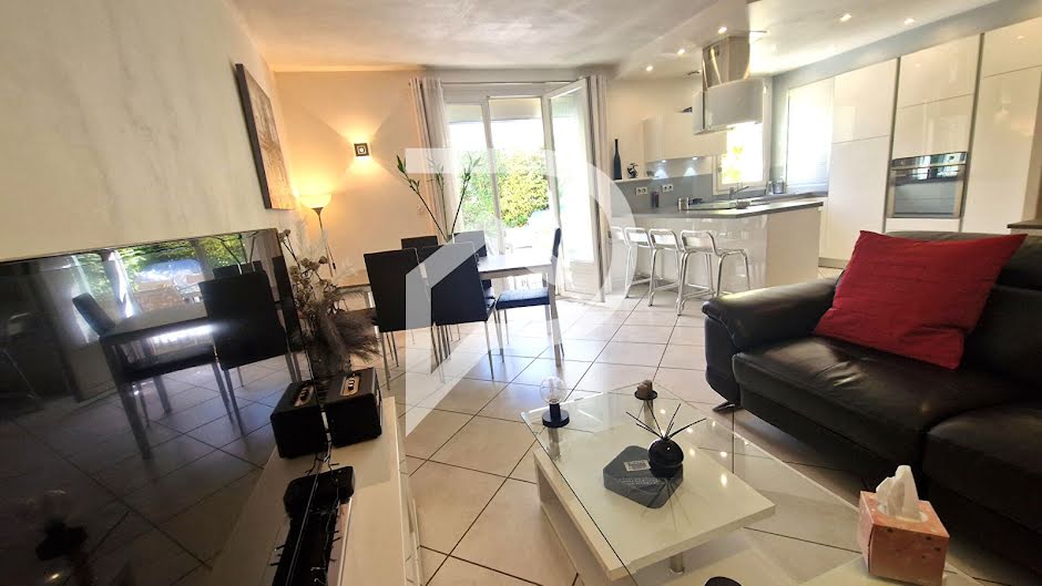 Vente appartement 4 pièces 81 m² à Guilherand-Granges (07500), 253 000 €