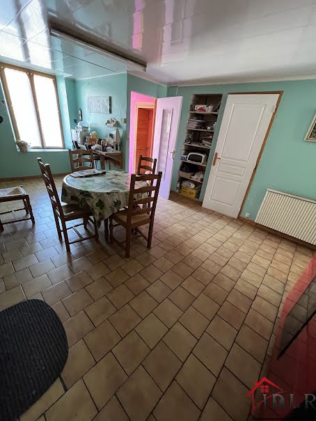 Vente maison 4 pièces 91 m² à Neuvelle-lès-Voisey (52400), 55 000 €