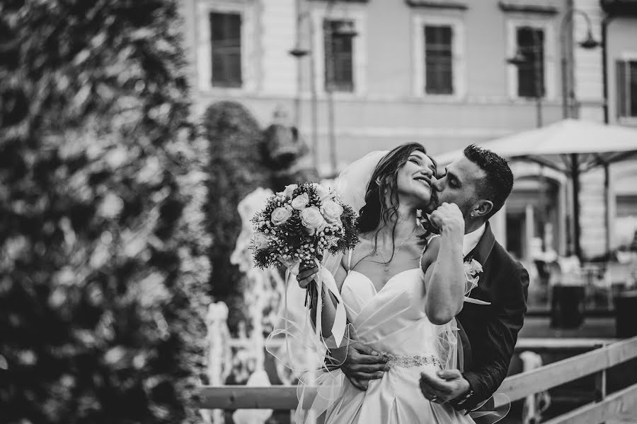 結婚式の写真家Andrea Silvestri (andreasilvestri)。4月8日の写真