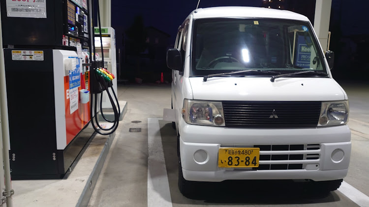 ミニキャブバンの6月1日が U61V ミニキャブバンの日でした😆・リアワイパー有り派？無し派？・有り派です（ミニキャブバン）・豪雨は大丈夫でしたか🥺❓・まだまだ現役！に関するカスタム事例の投稿画像1枚目