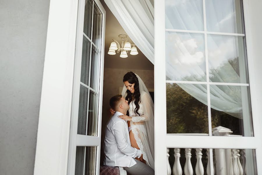 Fotografo di matrimoni Vyacheslav Krupin (kru-s). Foto del 20 settembre 2019