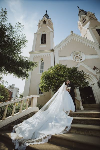 Fotógrafo de casamento Diana Cherecheș (dianachereches). Foto de 30 de setembro 2022