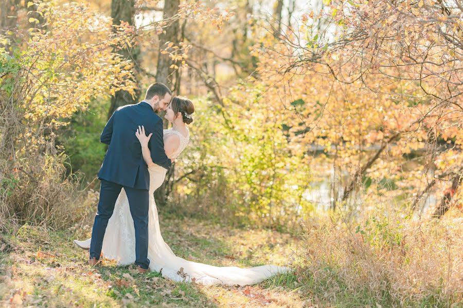 Fotografo di matrimoni Elizabeth Golden (egoldenmoments). Foto del 19 novembre 2021