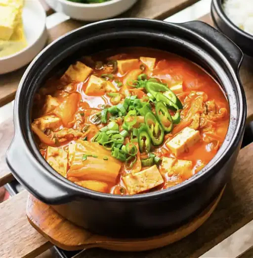 Kimchi Jjigae