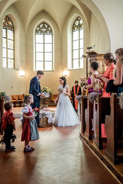 Vestuvių fotografas Manuela Neukom (neukom). Nuotrauka 2019 kovo 9