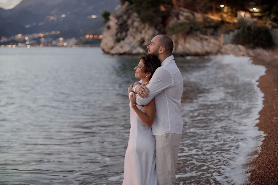 Fotógrafo de casamento Nadin Loginova (nadinloginova). Foto de 21 de outubro 2023