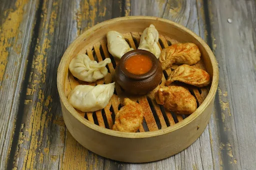 Chicken Momos (3 pcs) + Chicken Fried Peri Peri Momos (3 Pcs)