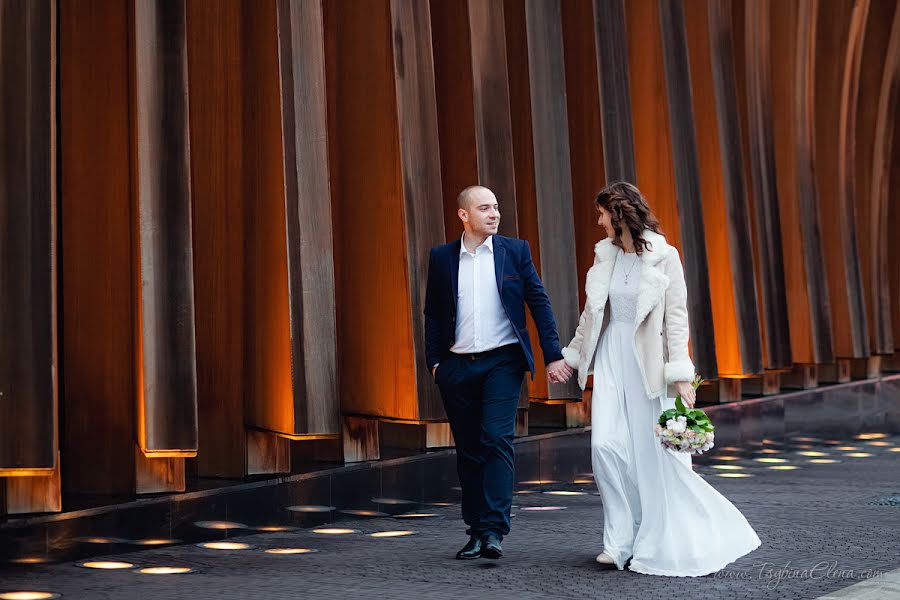 Fotógrafo de bodas Elena Cybina (tsybinaelena). Foto del 19 de febrero 2016