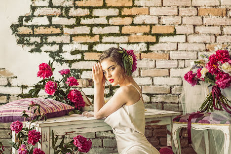 Wedding photographer Oksana Andriyash (oksanaandriyash). Photo of 17 June 2022