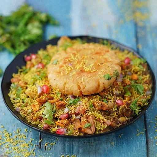 Aloo Tikki Chaat