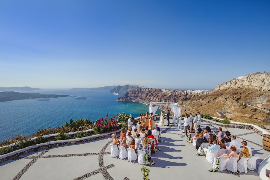 Fotografo di matrimoni Dimitris Mindrinos (photographic). Foto del 30 aprile 2020