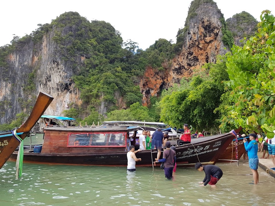 4 Islands tour by private long-tail boat from Ao Nang - Koh Poda (Poda Island), Koh Gai (Chicken Island), Koh Tup and Koh Mor (Tup Island) and Phra Nang Beach on Railay Peninsula