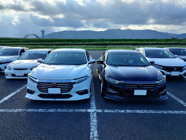 インサイトのHONDA車乗り集まれ・カッコいいは正義・楽しい事・オフ会お疲れ様でしたに関するカスタム事例の投稿画像1枚目