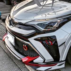 C-HR NGX10