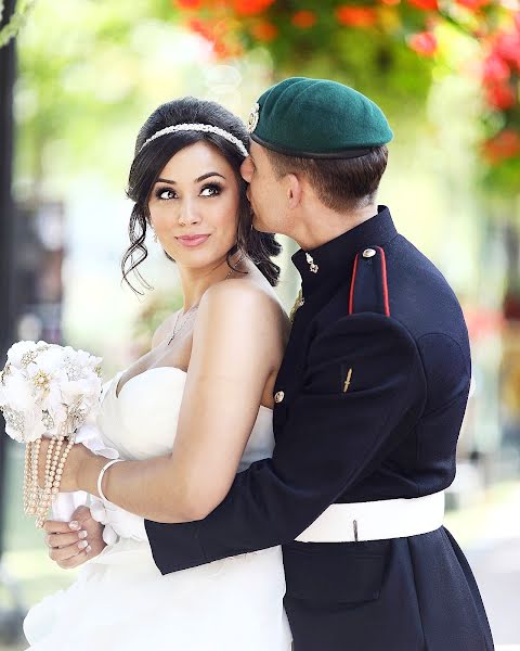 Nhiếp ảnh gia ảnh cưới Elena Belevantseva (femida1985). Ảnh của 23 tháng 8 2017
